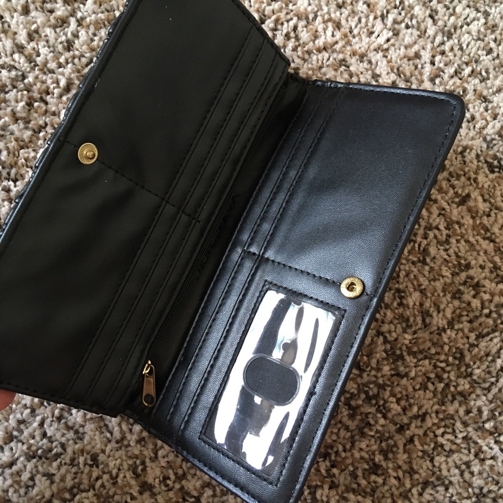 Wallet - Picture 2 of 2